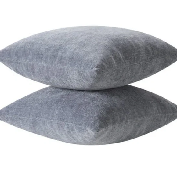 NWT 2 Throw Pillow Solid Chenille Decorative Throw Pillow Set, Grey, 18" x 18", - Picture 3 of 3